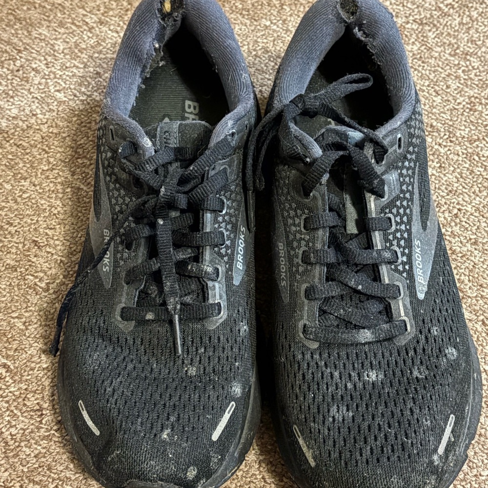 Brooks Ghost 14 Running Shoes in Black